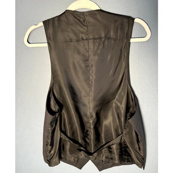 MENS LARGE BLACK VEST WITH ADJUSTABLE STRAP IN BACK 40R - Picture 2 of 8